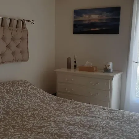 O Abrigo Maison Avec Piscine Proche Mer/ Dom wakacyjny