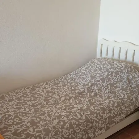 Dom wakacyjny O Abrigo Maison Avec Piscine Proche Mer/