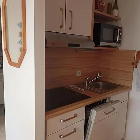 O Abrigo Maison Avec Piscine Proche Mer/ 度假居 *